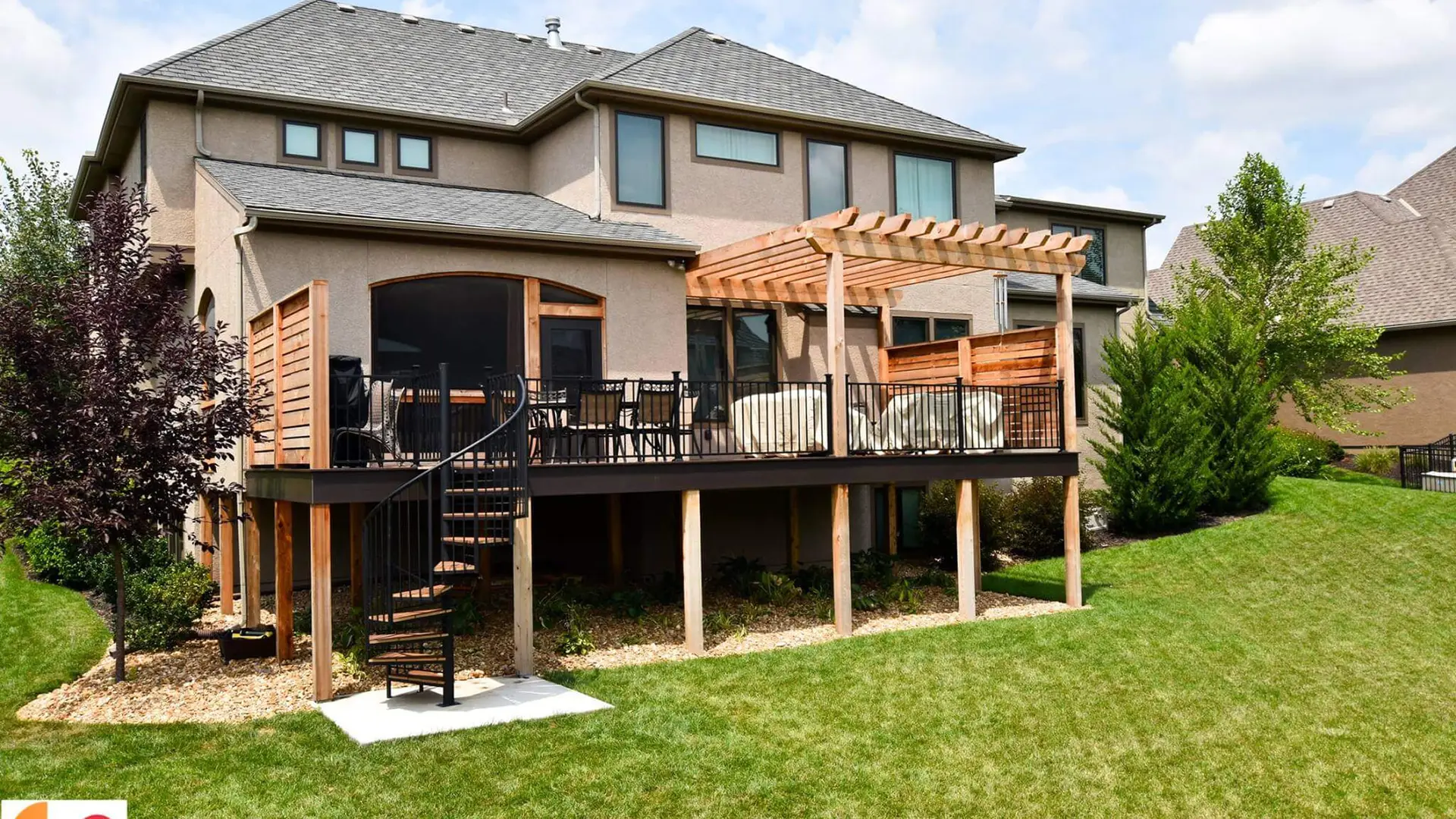 Prairie Village Custom Deck Builders | Creative Concepts